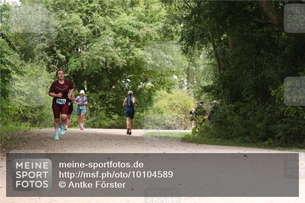 30.08.2026 - Elbe Triathlon Hamburg Antke Förster http://msf.ph/oto/10104589 30.08.2026 11:58:44 Laufen 1481 meine-sportfotos.de