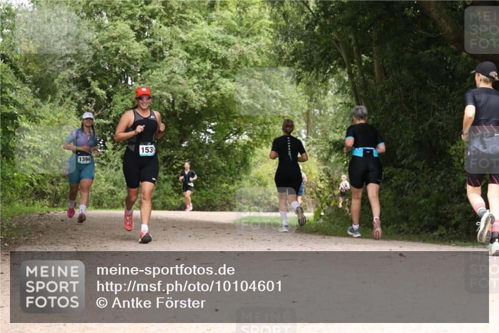 30.08.2026 - Elbe Triathlon Hamburg Antke Förster http://msf.ph/oto/10104601 30.08.2026 11:58:50 Laufen 1394, 153 meine-sportfotos.de