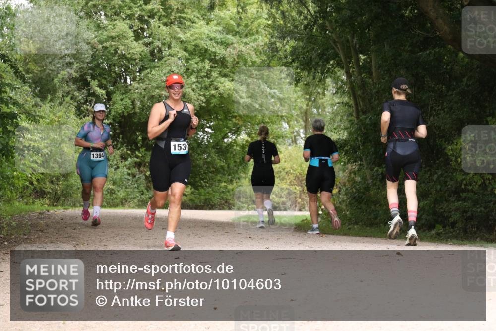 30.08.2026 - Elbe Triathlon Hamburg Antke Förster http://msf.ph/oto/10104603 30.08.2026 11:58:51 Laufen 1394, 153 meine-sportfotos.de