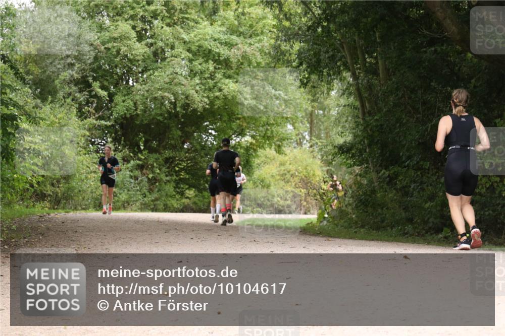 30.08.2026 - Elbe Triathlon Hamburg Antke Förster http://msf.ph/oto/10104617 30.08.2026 11:58:56 Laufen  meine-sportfotos.de