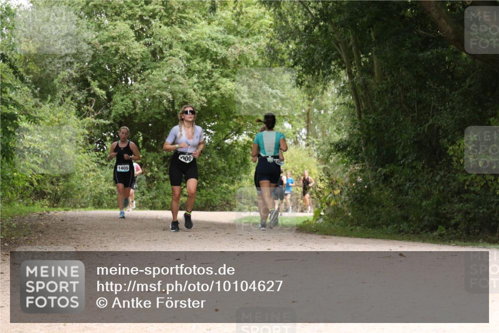 30.08.2026 - Elbe Triathlon Hamburg Antke Förster http://msf.ph/oto/10104627 30.08.2026 11:59:07 Laufen 00, 1405 meine-sportfotos.de