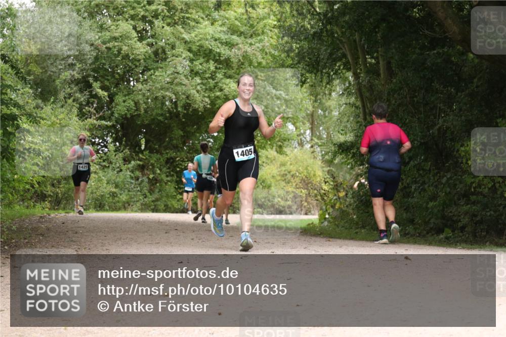 30.08.2026 - Elbe Triathlon Hamburg Antke Förster http://msf.ph/oto/10104635 30.08.2026 11:59:11 Laufen 1425, 1405 meine-sportfotos.de
