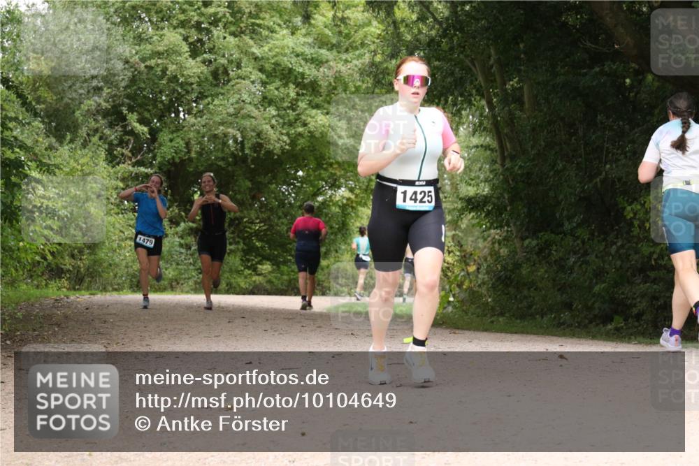 30.08.2026 - Elbe Triathlon Hamburg Antke Förster http://msf.ph/oto/10104649 30.08.2026 11:59:18 Laufen 1479, 2, 1425 meine-sportfotos.de
