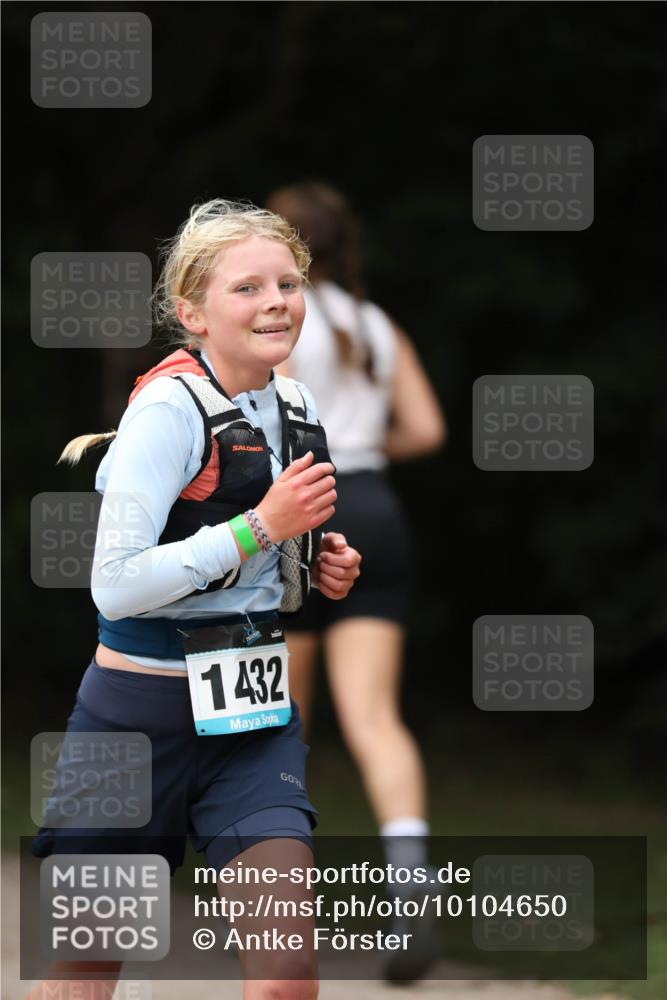 30.08.2026 - Elbe Triathlon Hamburg Antke Förster http://msf.ph/oto/10104650 30.08.2026 11:54:24 Laufen 1432 meine-sportfotos.de