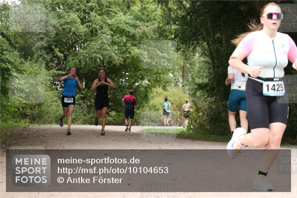 30.08.2026 - Elbe Triathlon Hamburg Antke Förster http://msf.ph/oto/10104653 30.08.2026 11:59:19 Laufen 1479, 2, 1425 meine-sportfotos.de