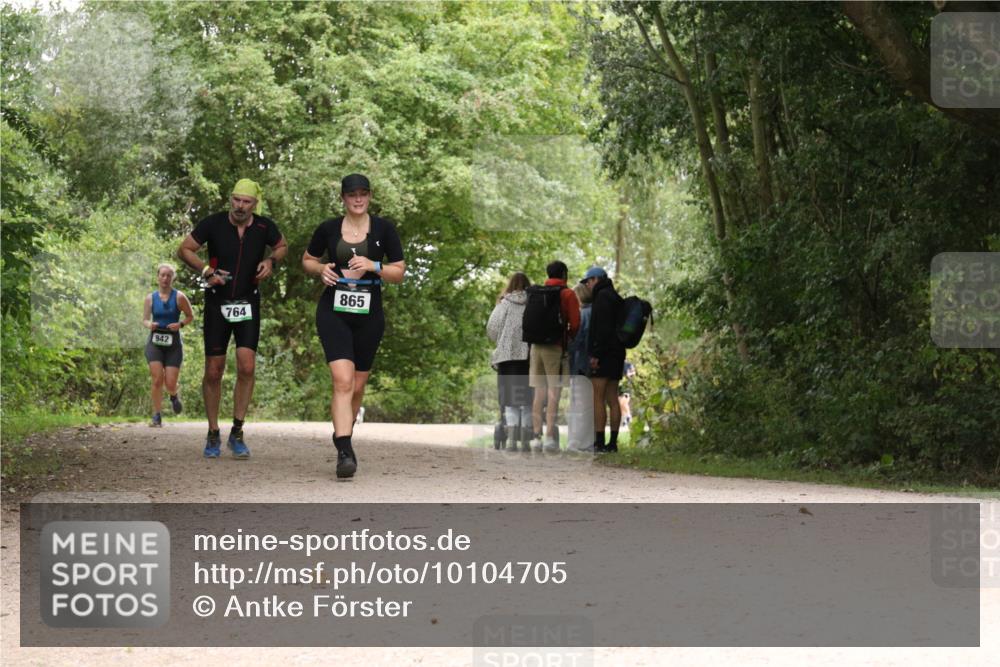 30.08.2026 - Elbe Triathlon Hamburg Antke Förster http://msf.ph/oto/10104705 30.08.2026 12:00:06 Laufen 942, 764, 865 meine-sportfotos.de