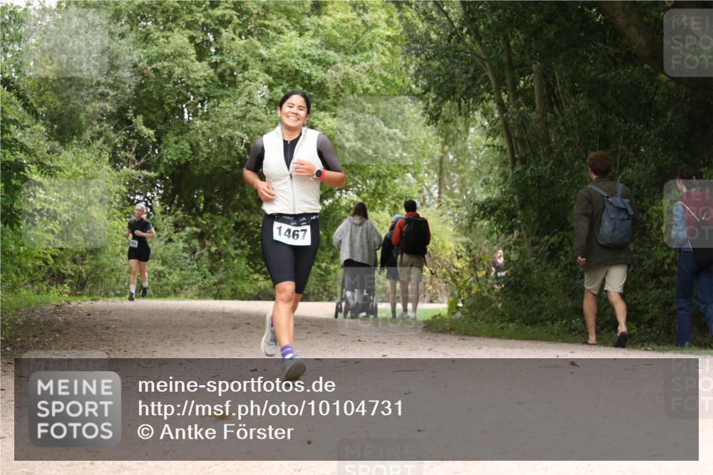 30.08.2026 - Elbe Triathlon Hamburg Antke Förster http://msf.ph/oto/10104731 30.08.2026 12:00:16 Laufen 1467 meine-sportfotos.de