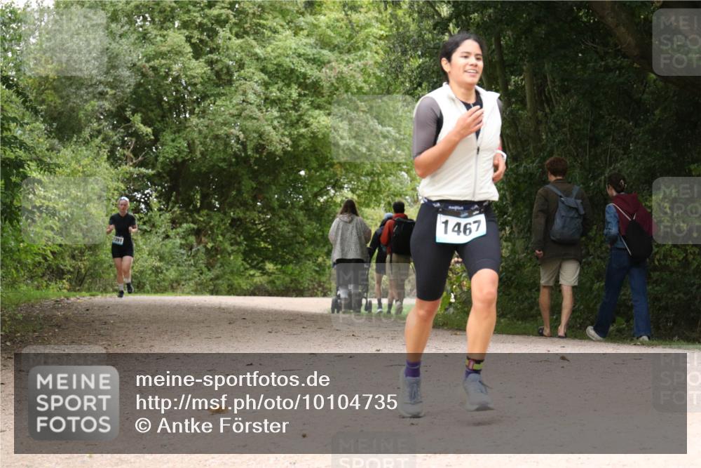 30.08.2026 - Elbe Triathlon Hamburg Antke Förster http://msf.ph/oto/10104735 30.08.2026 12:00:17 Laufen 1391, 1467 meine-sportfotos.de