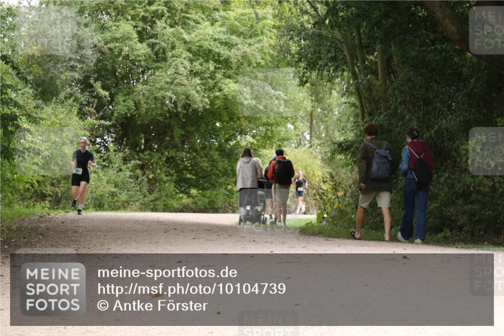 30.08.2026 - Elbe Triathlon Hamburg Antke Förster http://msf.ph/oto/10104739 30.08.2026 12:00:19 Laufen 1391 meine-sportfotos.de