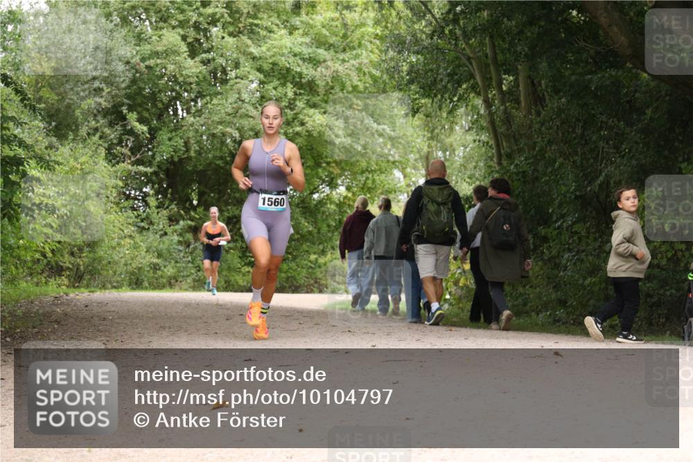 30.08.2026 - Elbe Triathlon Hamburg Antke Förster http://msf.ph/oto/10104797 30.08.2026 12:00:59 Laufen 1560 meine-sportfotos.de