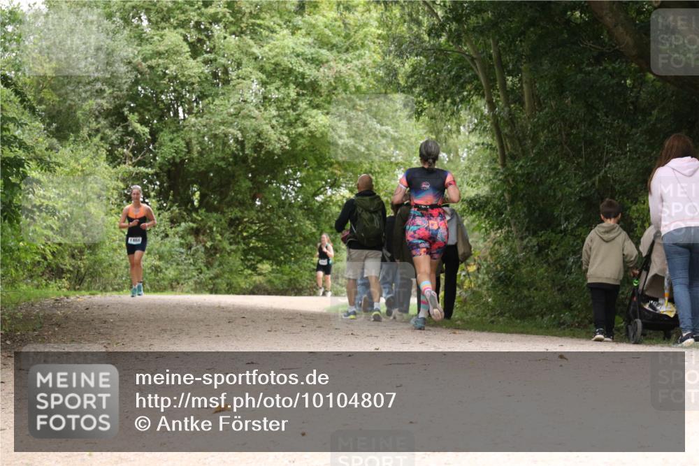 30.08.2026 - Elbe Triathlon Hamburg Antke Förster http://msf.ph/oto/10104807 30.08.2026 12:01:02 Laufen 1466 meine-sportfotos.de