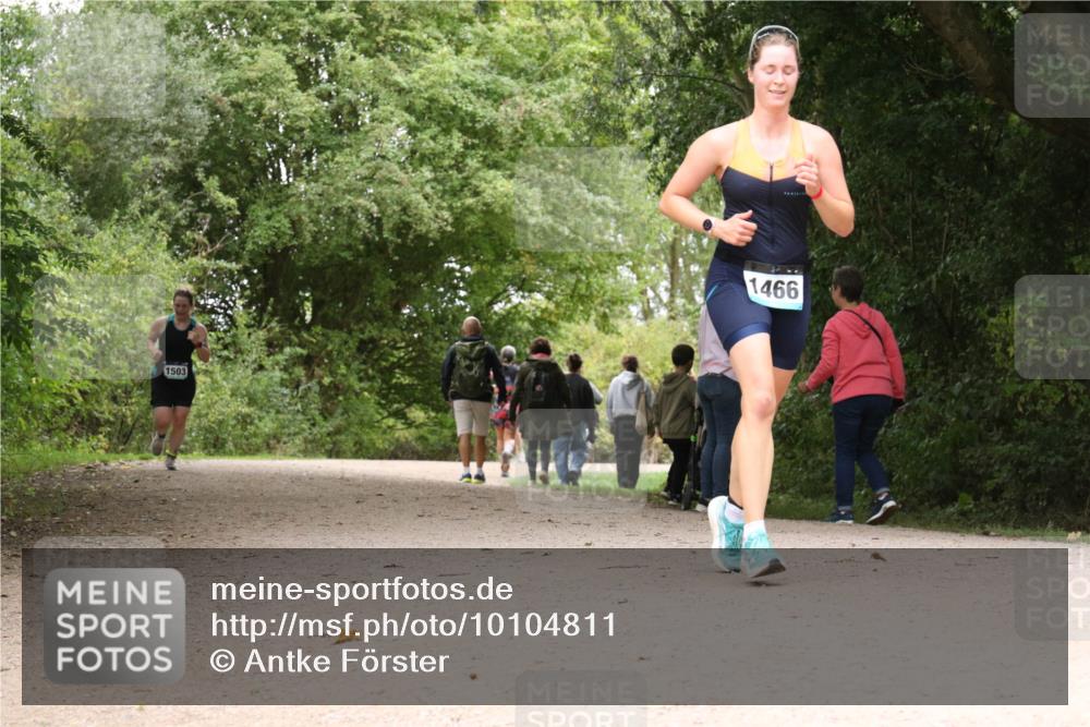 30.08.2026 - Elbe Triathlon Hamburg Antke Förster http://msf.ph/oto/10104811 30.08.2026 12:01:09 Laufen 1503, 1466 meine-sportfotos.de
