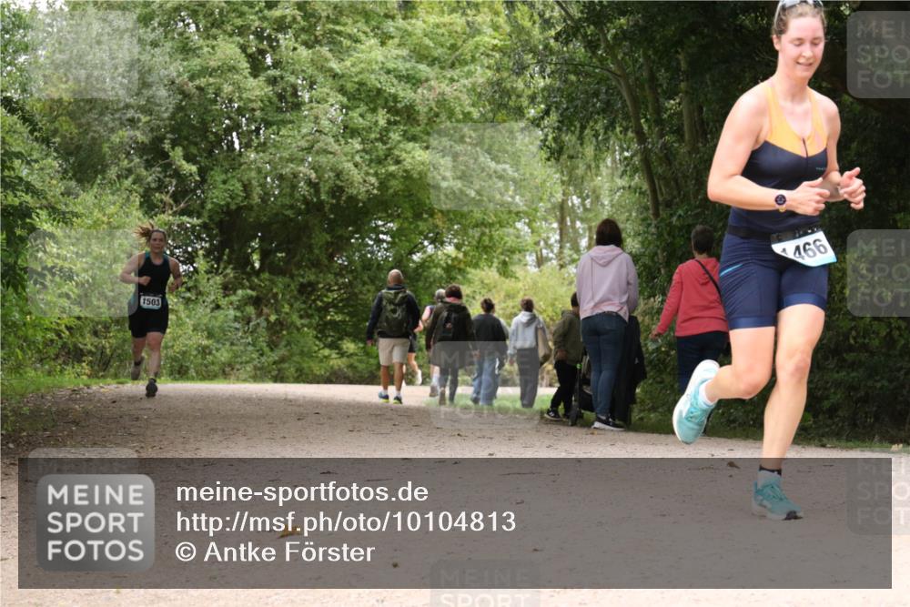 30.08.2026 - Elbe Triathlon Hamburg Antke Förster http://msf.ph/oto/10104813 30.08.2026 12:01:10 Laufen 1503, 466 meine-sportfotos.de