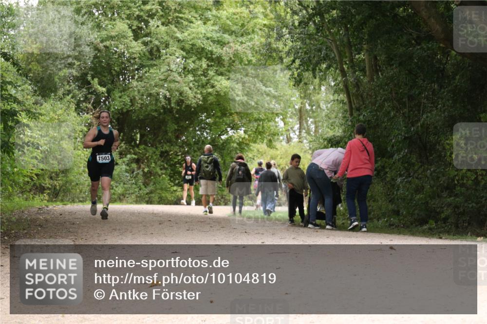 30.08.2026 - Elbe Triathlon Hamburg Antke Förster http://msf.ph/oto/10104819 30.08.2026 12:01:11 Laufen 1503 meine-sportfotos.de