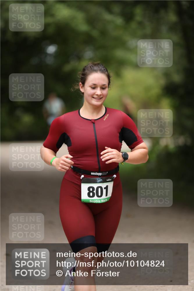 30.08.2026 - Elbe Triathlon Hamburg Antke Förster http://msf.ph/oto/10104824 30.08.2026 11:57:44 Laufen 801 meine-sportfotos.de