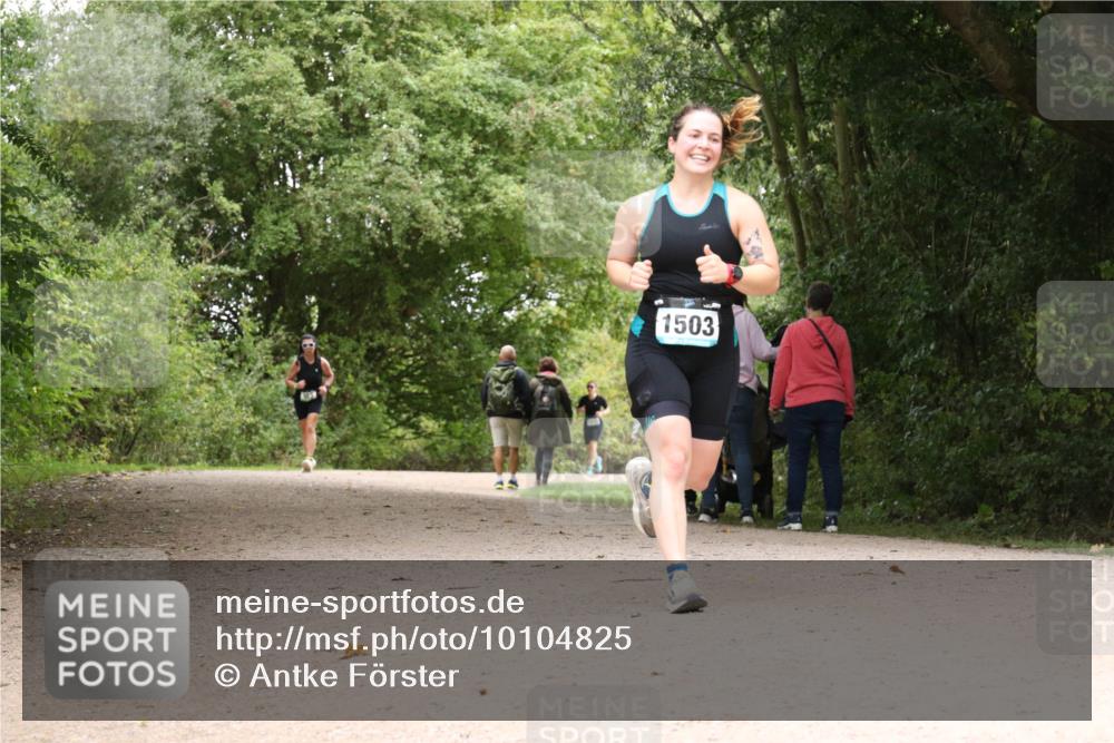 30.08.2026 - Elbe Triathlon Hamburg Antke Förster http://msf.ph/oto/10104825 30.08.2026 12:01:15 Laufen 1503 meine-sportfotos.de