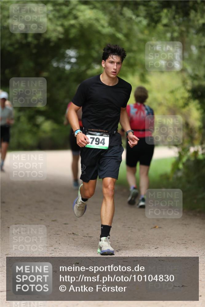 30.08.2026 - Elbe Triathlon Hamburg Antke Förster http://msf.ph/oto/10104830 30.08.2026 11:57:51 Laufen 794 meine-sportfotos.de