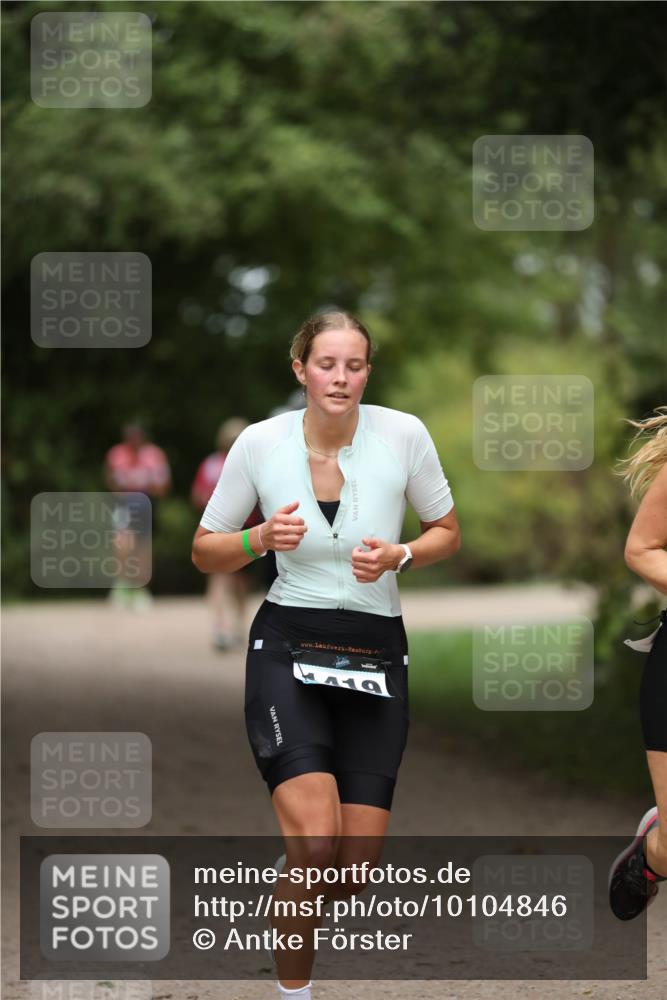 30.08.2026 - Elbe Triathlon Hamburg Antke Förster http://msf.ph/oto/10104846 30.08.2026 11:57:58 Laufen  meine-sportfotos.de
