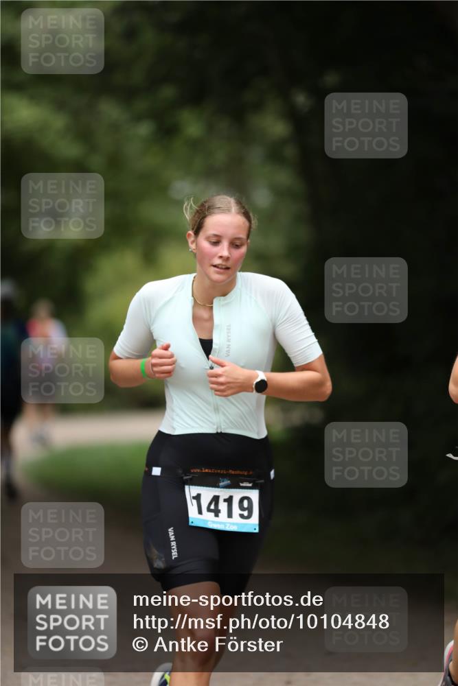 30.08.2026 - Elbe Triathlon Hamburg Antke Förster http://msf.ph/oto/10104848 30.08.2026 11:57:58 Laufen 1419 meine-sportfotos.de