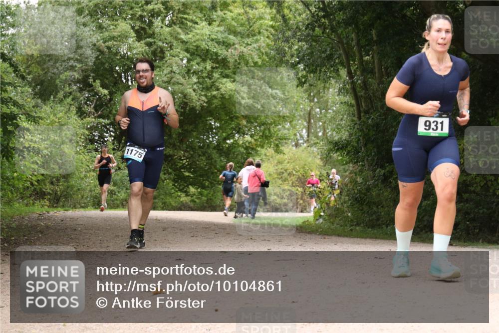 30.08.2026 - Elbe Triathlon Hamburg Antke Förster http://msf.ph/oto/10104861 30.08.2026 12:01:40 Laufen 1175, 931 meine-sportfotos.de