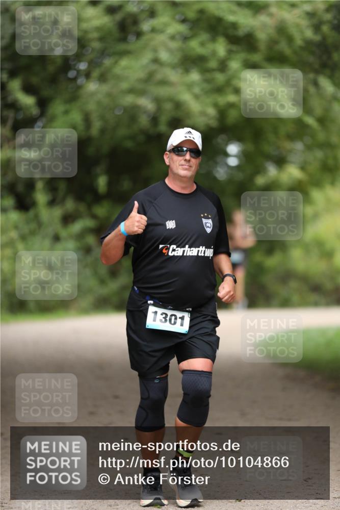 30.08.2026 - Elbe Triathlon Hamburg Antke Förster http://msf.ph/oto/10104866 30.08.2026 11:58:14 Laufen 313, 1301 meine-sportfotos.de
