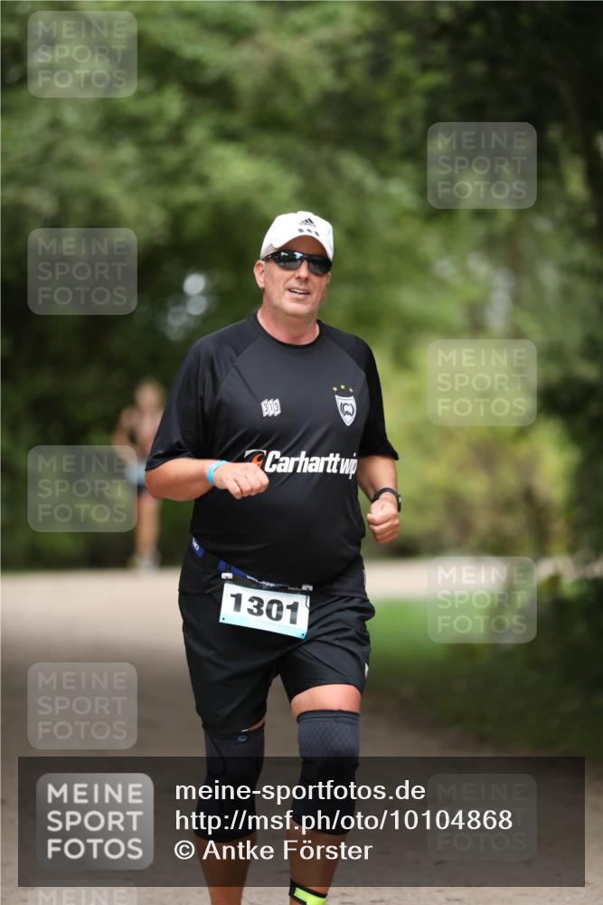 30.08.2026 - Elbe Triathlon Hamburg Antke Förster http://msf.ph/oto/10104868 30.08.2026 11:58:15 Laufen 313, 1301 meine-sportfotos.de