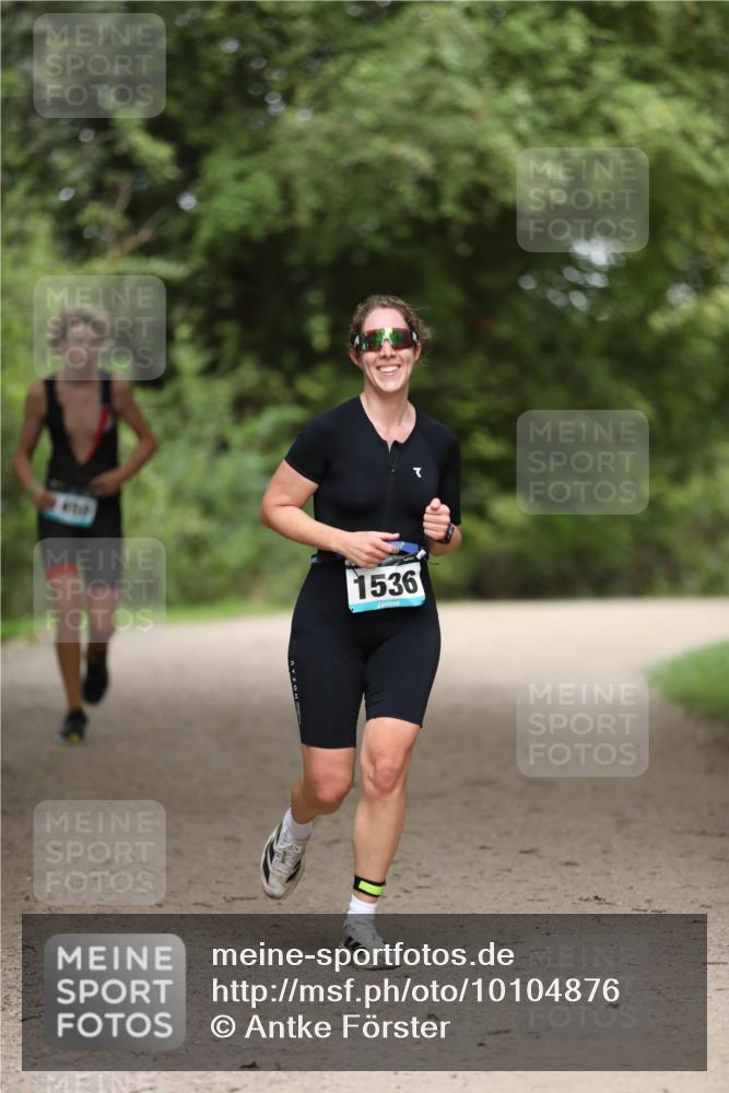 30.08.2026 - Elbe Triathlon Hamburg Antke Förster http://msf.ph/oto/10104876 30.08.2026 11:58:33 Laufen 1536 meine-sportfotos.de