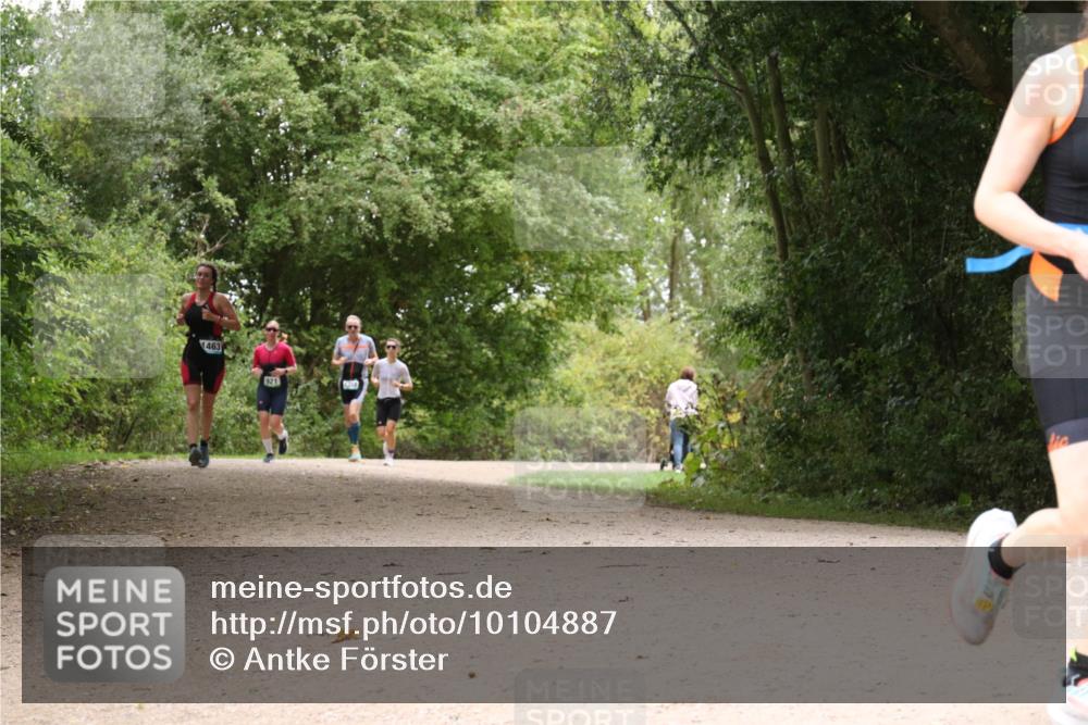 30.08.2026 - Elbe Triathlon Hamburg Antke Förster http://msf.ph/oto/10104887 30.08.2026 12:01:50 Laufen 1463 meine-sportfotos.de