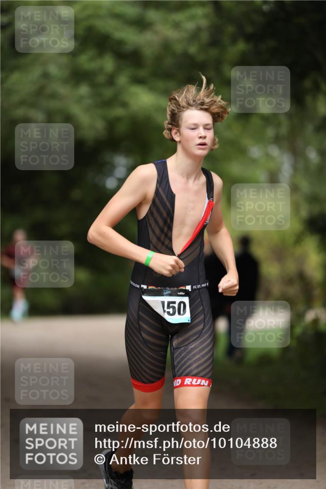 30.08.2026 - Elbe Triathlon Hamburg Antke Förster http://msf.ph/oto/10104888 30.08.2026 11:58:37 Laufen 150 meine-sportfotos.de