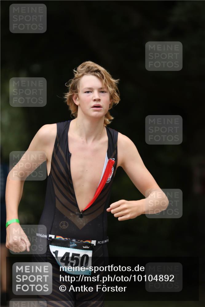 30.08.2026 - Elbe Triathlon Hamburg Antke Förster http://msf.ph/oto/10104892 30.08.2026 11:58:38 Laufen 450 meine-sportfotos.de