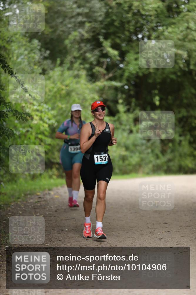 30.08.2026 - Elbe Triathlon Hamburg Antke Förster http://msf.ph/oto/10104906 30.08.2026 11:58:50 Laufen 1394, 153 meine-sportfotos.de