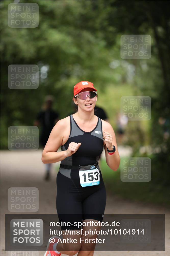30.08.2026 - Elbe Triathlon Hamburg Antke Förster http://msf.ph/oto/10104914 30.08.2026 11:58:53 Laufen 153 meine-sportfotos.de