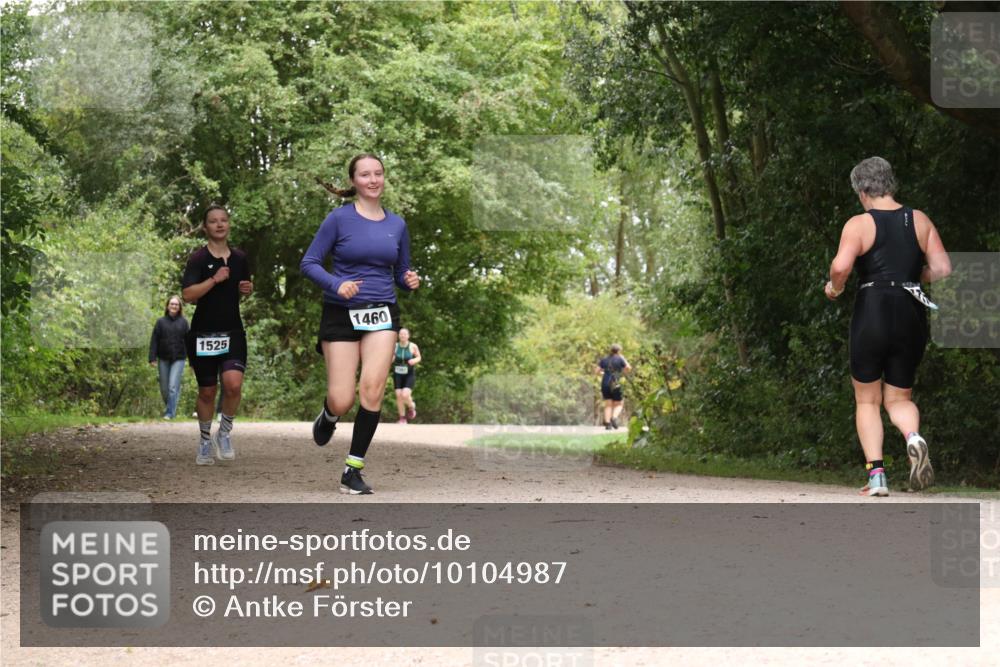 30.08.2026 - Elbe Triathlon Hamburg Antke Förster http://msf.ph/oto/10104987 30.08.2026 12:02:45 Laufen 1525, 1460 meine-sportfotos.de