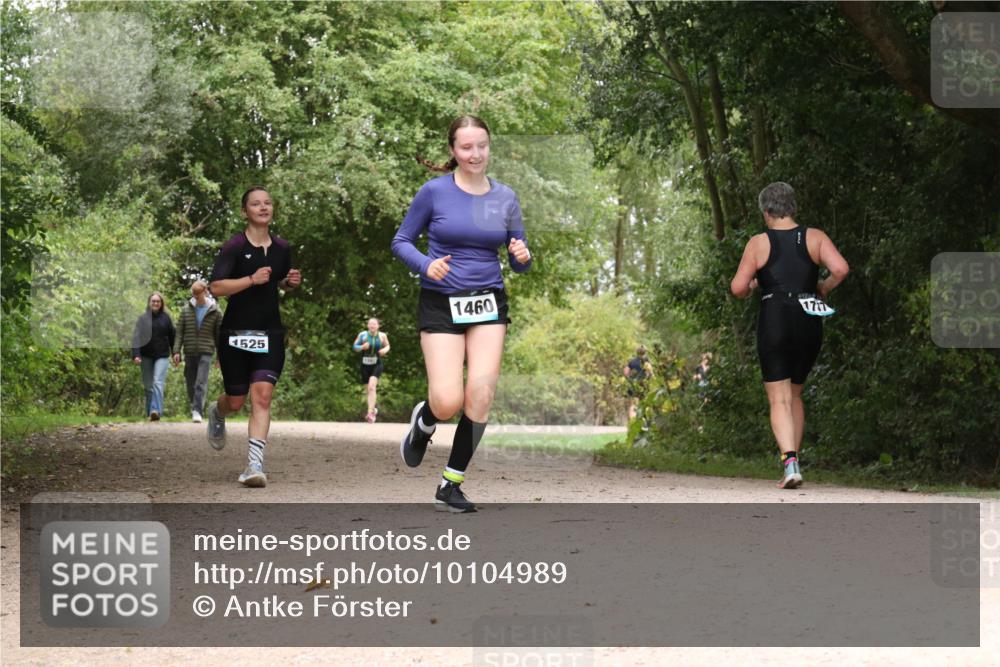 30.08.2026 - Elbe Triathlon Hamburg Antke Förster http://msf.ph/oto/10104989 30.08.2026 12:02:46 Laufen 1525, 1460, 1717 meine-sportfotos.de