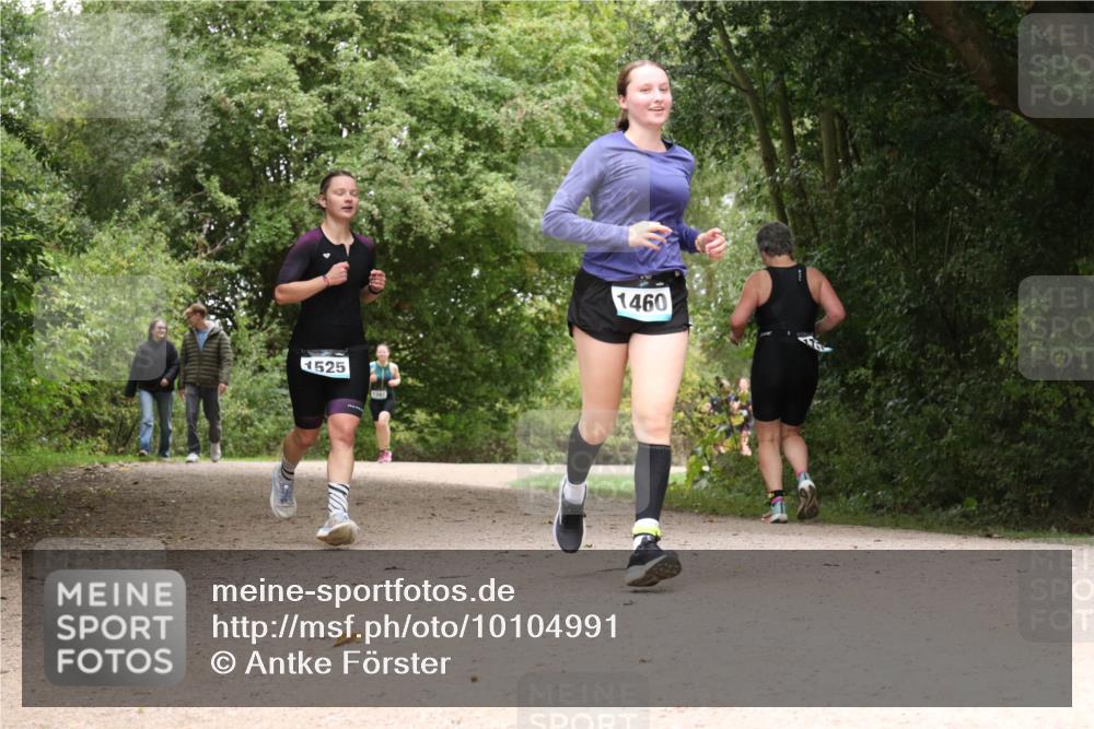 30.08.2026 - Elbe Triathlon Hamburg Antke Förster http://msf.ph/oto/10104991 30.08.2026 12:02:46 Laufen 1525, 1460 meine-sportfotos.de