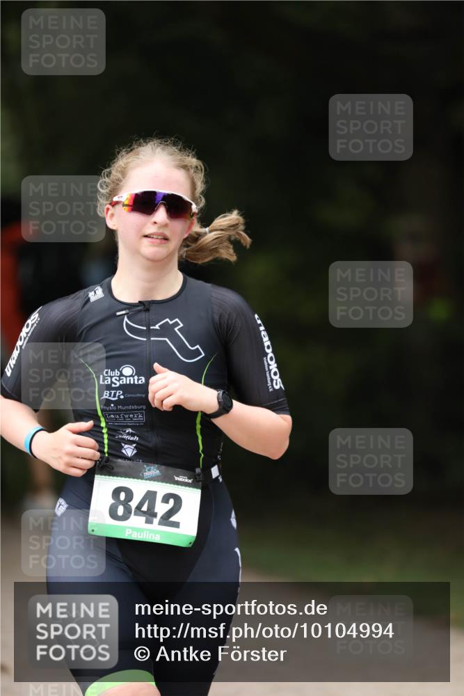 30.08.2026 - Elbe Triathlon Hamburg Antke Förster http://msf.ph/oto/10104994 30.08.2026 11:59:49 Laufen 842 meine-sportfotos.de