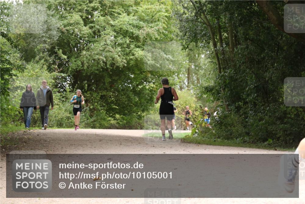 30.08.2026 - Elbe Triathlon Hamburg Antke Förster http://msf.ph/oto/10105001 30.08.2026 12:02:49 Laufen 1397 meine-sportfotos.de