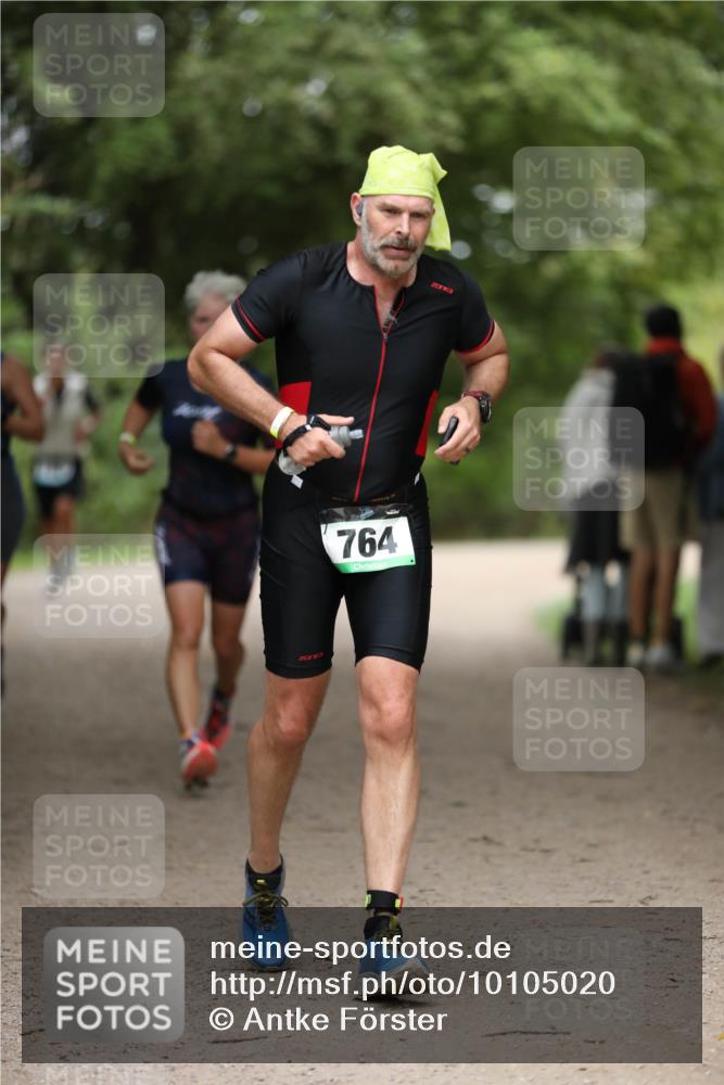 30.08.2026 - Elbe Triathlon Hamburg Antke Förster http://msf.ph/oto/10105020 30.08.2026 12:00:10 Laufen 764 meine-sportfotos.de