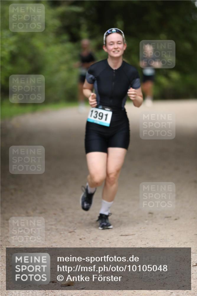 30.08.2026 - Elbe Triathlon Hamburg Antke Förster http://msf.ph/oto/10105048 30.08.2026 12:00:26 Laufen 1391 meine-sportfotos.de