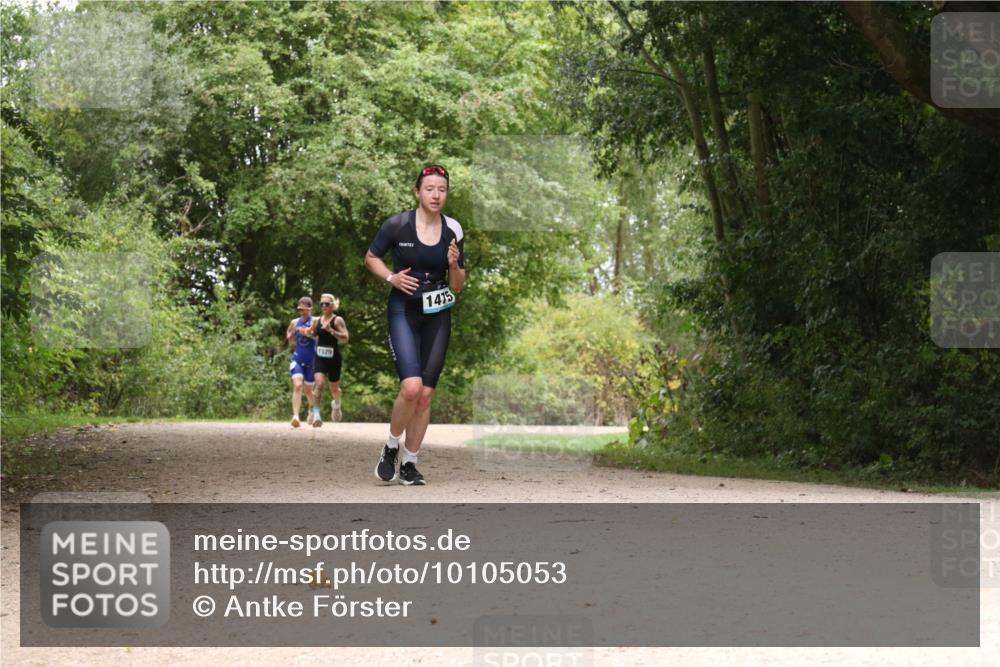 30.08.2026 - Elbe Triathlon Hamburg Antke Förster http://msf.ph/oto/10105053 30.08.2026 12:03:19 Laufen 1529, 1415 meine-sportfotos.de