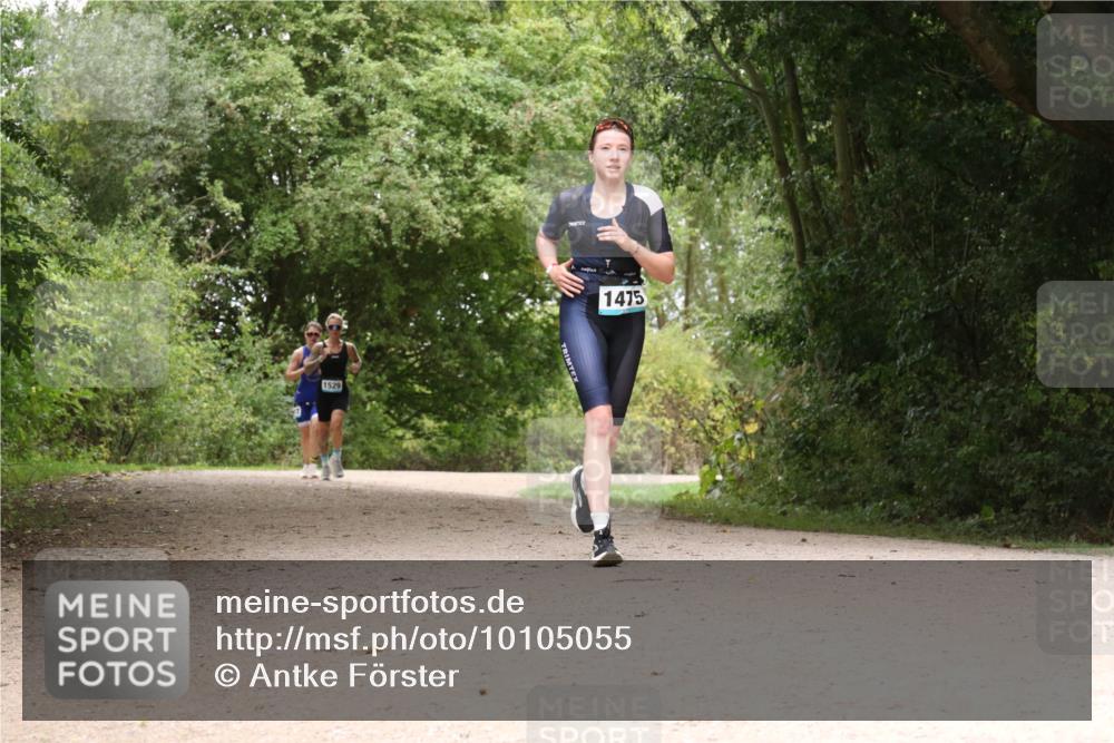 30.08.2026 - Elbe Triathlon Hamburg Antke Förster http://msf.ph/oto/10105055 30.08.2026 12:03:20 Laufen 1529, 1475 meine-sportfotos.de