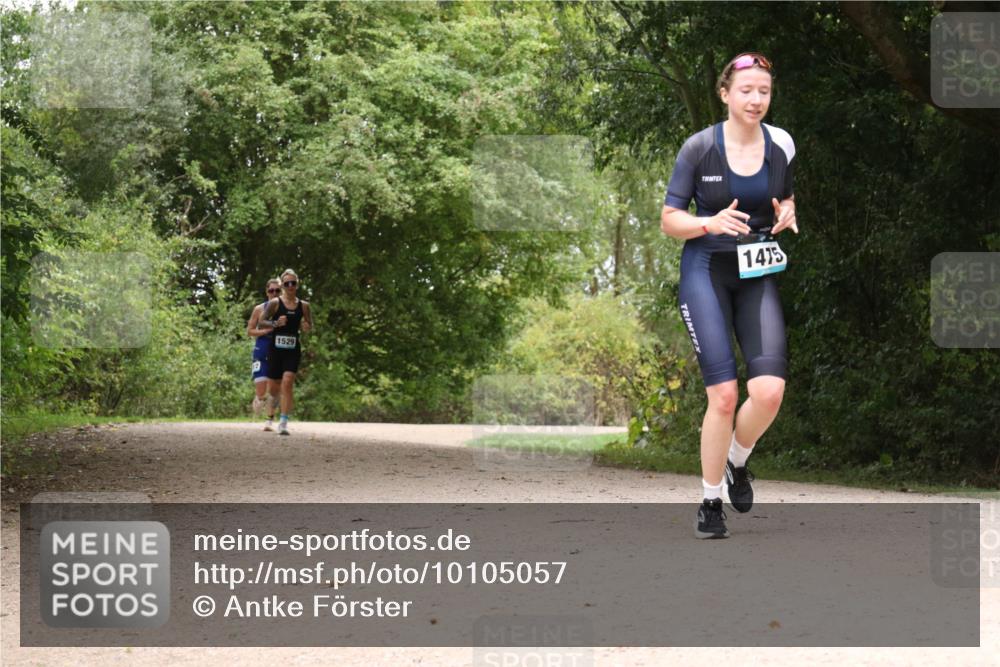 30.08.2026 - Elbe Triathlon Hamburg Antke Förster http://msf.ph/oto/10105057 30.08.2026 12:03:21 Laufen 1529, 1415 meine-sportfotos.de
