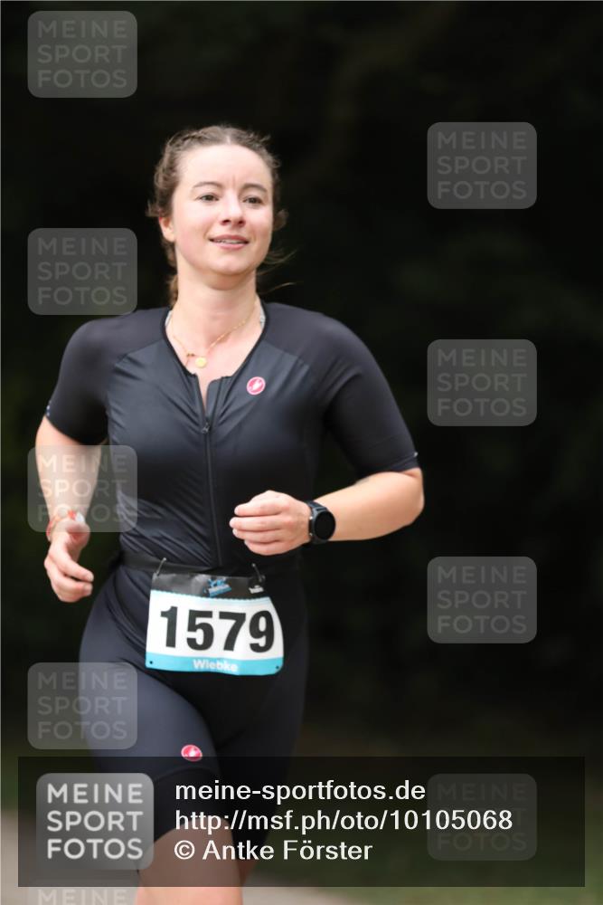 30.08.2026 - Elbe Triathlon Hamburg Antke Förster http://msf.ph/oto/10105068 30.08.2026 12:00:35 Laufen 1579 meine-sportfotos.de