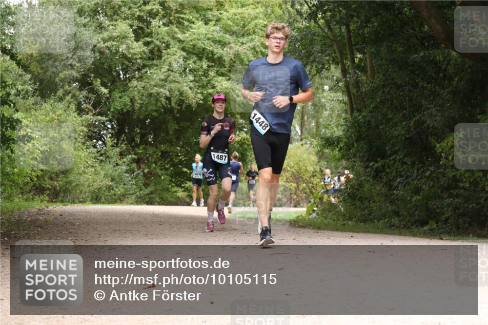 30.08.2026 - Elbe Triathlon Hamburg Antke Förster http://msf.ph/oto/10105115 30.08.2026 12:04:10 Laufen 1487, 1448 meine-sportfotos.de