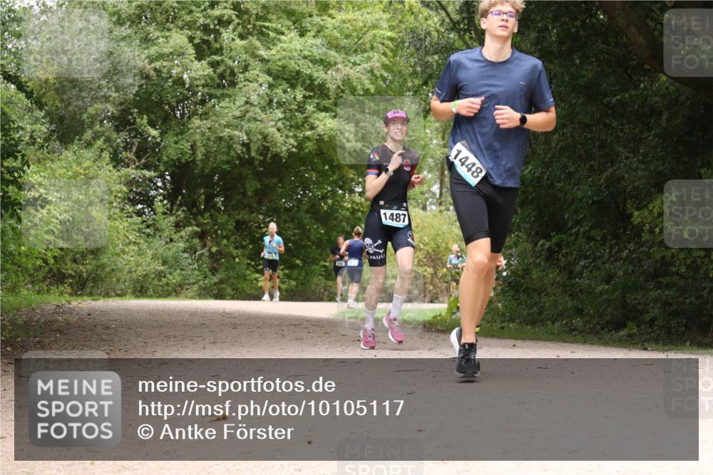 30.08.2026 - Elbe Triathlon Hamburg Antke Förster http://msf.ph/oto/10105117 30.08.2026 12:04:10 Laufen 1487, 1448 meine-sportfotos.de