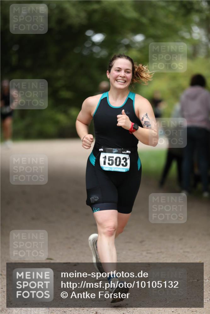 30.08.2026 - Elbe Triathlon Hamburg Antke Förster http://msf.ph/oto/10105132 30.08.2026 12:01:16 Laufen 1503 meine-sportfotos.de