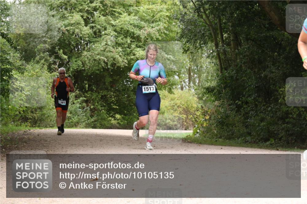 30.08.2026 - Elbe Triathlon Hamburg Antke Förster http://msf.ph/oto/10105135 30.08.2026 12:04:28 Laufen 1364, 1513 meine-sportfotos.de
