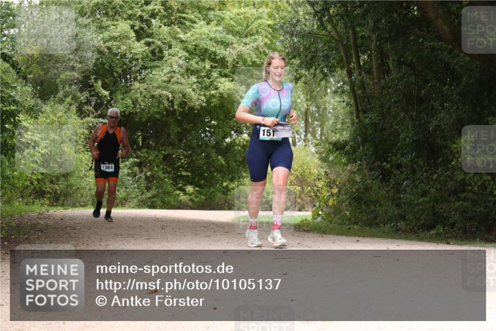 30.08.2026 - Elbe Triathlon Hamburg Antke Förster http://msf.ph/oto/10105137 30.08.2026 12:04:28 Laufen 1364, 151 meine-sportfotos.de
