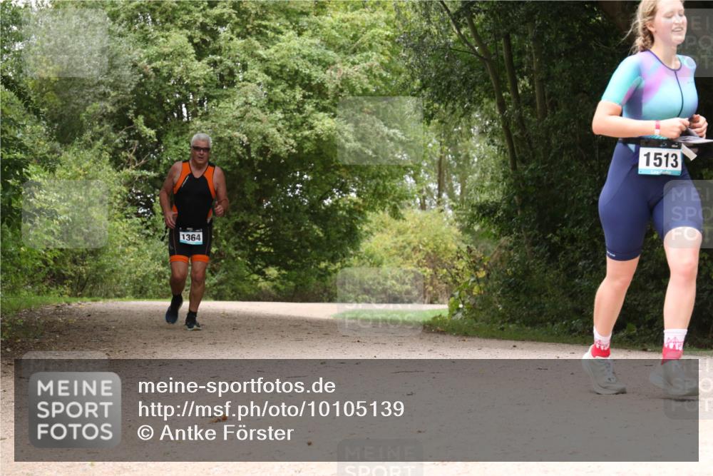 30.08.2026 - Elbe Triathlon Hamburg Antke Förster http://msf.ph/oto/10105139 30.08.2026 12:04:30 Laufen 1364, 1513 meine-sportfotos.de