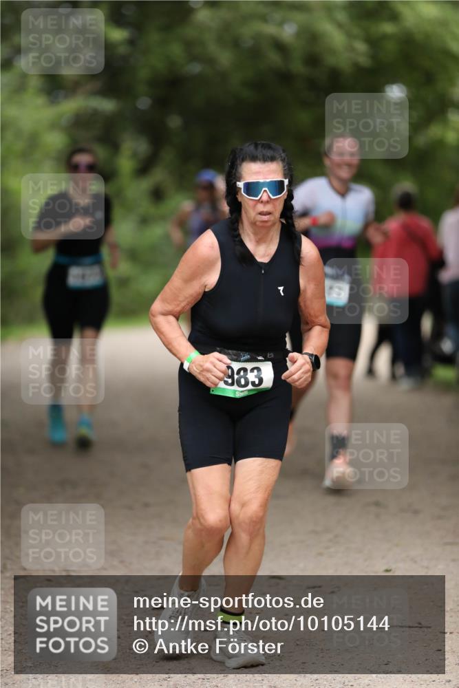 30.08.2026 - Elbe Triathlon Hamburg Antke Förster http://msf.ph/oto/10105144 30.08.2026 12:01:28 Laufen 983 meine-sportfotos.de